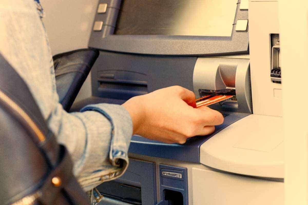 Furbata versamento bancomat, come funziona