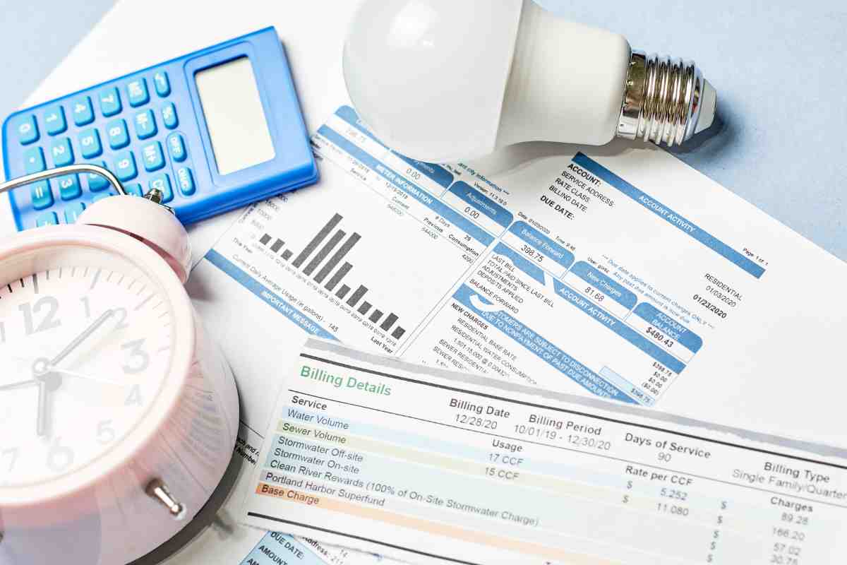 Bollette bloccate e 6 mesi gratis